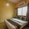 Отель OYO 12355 Hotel New Jagdamba Lodging, фото 6