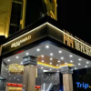 Отель Huamao Hotel, фото 1