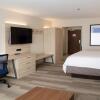 Отель Holiday Inn Express And Suites Marion, an IHG Hotel, фото 3