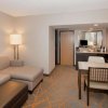 Отель Embassy Suites by Hilton Rockford Riverfront в Рокфорде