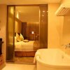 Отель Tianmu Lake Grand Metropark Hot Spring Hotel - Liyang, фото 8