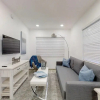 Отель Trendy 1 BR W/parking Space & Walk to the Beach #8, фото 6