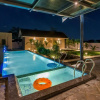 Отель SaffronStays Eden, Nashik - pet-friendly villa with pool, jacuzzi & grape farm, фото 10