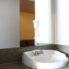 Отель Sunset Inn and Suites, фото 8