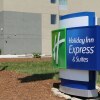 Отель Holiday Inn Express & Suites Hendersonville SE - Flat Rock, an IHG Hotel во Флэт-Роке