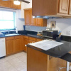 Отель Private designer 8 room art getaway 2 Br-2Ba Full Kitchen Barbecue Patio 2min to beach, фото 9
