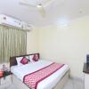 Отель OYO 1054 Hotel AVNB Towers, фото 2