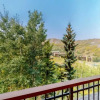 Отель Premier Ski in, Ski-out 3 Bedroom Condo With Spectacular Views, Heated Outdoor Pool and Hot Tub, Sho, фото 8