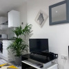 Отель Fresh and Modern 2 Bed Flat Birmingham, фото 4