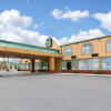 Отель Quality Inn & Suites, фото 1