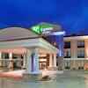 Отель Holiday Inn Express Hotel & Suites St. Robert, an IHG Hotel в Сен-Робере