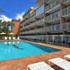 Отель Lahaina Roads #205 1 Bedroom Condo by Redawning, фото 16