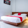Отель Paramita Hotel by RedDoorz, фото 6