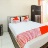 Отель OYO 3970 Hotel La Macca Makassar, фото 12