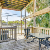 Отель Pet-friendly Galveston Getaway ~ 1 Mi to Beach!, фото 8