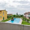 Отель Vibrant Holiday Home in Lazise With Swimming Pool Near Lake, фото 29