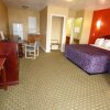 Отель Economy Inn & Suites, фото 2