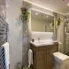 Отель Hambrook House Canterbury - NEW luxury guest house with spa tub, фото 9