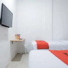 Отель RedDoorz @ Aksara Medan, фото 6