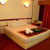 Отель Ayer Keroh Country Resort в Айере Керохе