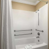 Отель Quality Inn, фото 10
