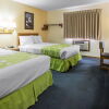 Отель Econo Lodge Inn & Suites Dubuque, фото 4