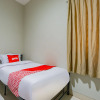 Отель OYO 2416 Griya Otista Syariah, фото 17