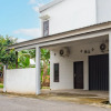Отель OYO 93476 Owo Guest House Syariah, фото 18