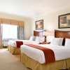 Отель Holiday Inn Express & Suites Klamath, an IHG Hotel, фото 6