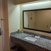 Отель Plano Inn & Suites, фото 8