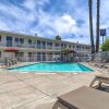 Отель Motel 6 Westminster South - Long Beach в Вестминстере