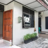 Отель RedDoorz Syariah @ Berlian Homestay Wirobrajan, фото 1