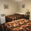 Отель The Evergreen Motel, фото 23