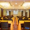 Отель Shiwai Taoyuan Eco Hotel в Huaihua