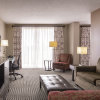 Отель DoubleTree by Hilton Hotel Raleigh Brownstone University, фото 13
