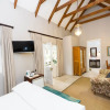 Отель One of our top Picks in Pretoria - Lovely Spacious Room With Breakfast, фото 5