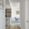 Отель Modern 3 BR Loft -shared Deck - gym - Mins to NYC, фото 2