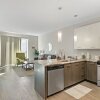 Отель Luxurious 1BR Apt in Oakbrook, фото 8