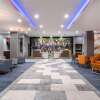 Отель La Quinta Inn & Suites by Wyndham Louisville NE/Old Henry Rd, фото 17