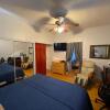 Отель 7 Room with Jacuzzi, Massage Seat, and Parking Spac, 15 mins in bus and 7 minutes via New York Water, фото 14