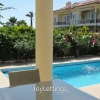 Отель Villa ST01 by JoyLettings, фото 7