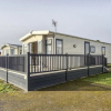 Отель Modern Home in Hastings Near Rye Castle Museum, фото 1
