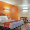 Отель Motel 6, фото 3