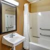 Отель Relax Suites Extended Stay - La Mirada, фото 8