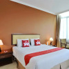 Отель ZEN Premium Near Grand Indonesia Mall, фото 26