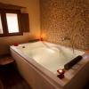 Отель Romantic House for 2 or 4 People With Jacuzzi, фото 5
