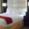 Отель Holiday Inn Express & Suites Huntsville Airport, an IHG Hotel, фото 3