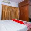 Отель Uv Comforts By OYO Rooms, фото 13