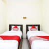Отель RedDoorz @ Hotel Sartika Yogyakarta, фото 4