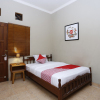 Отель OYO 1072 Kampung Condro Wulan Guesthouse, фото 3